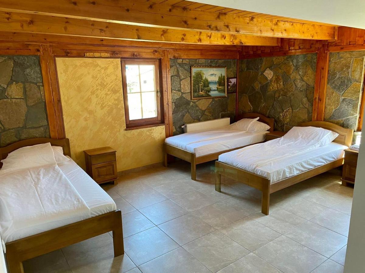 Kula Nekovic Bed and Breakfast Gusinje Exteriör bild