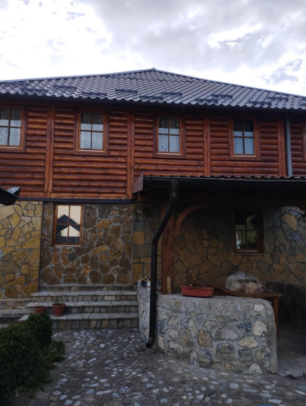 Kula Nekovic Bed and Breakfast Gusinje Exteriör bild